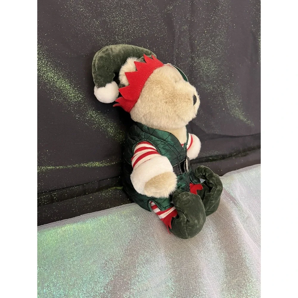Starbucks adorable bearista